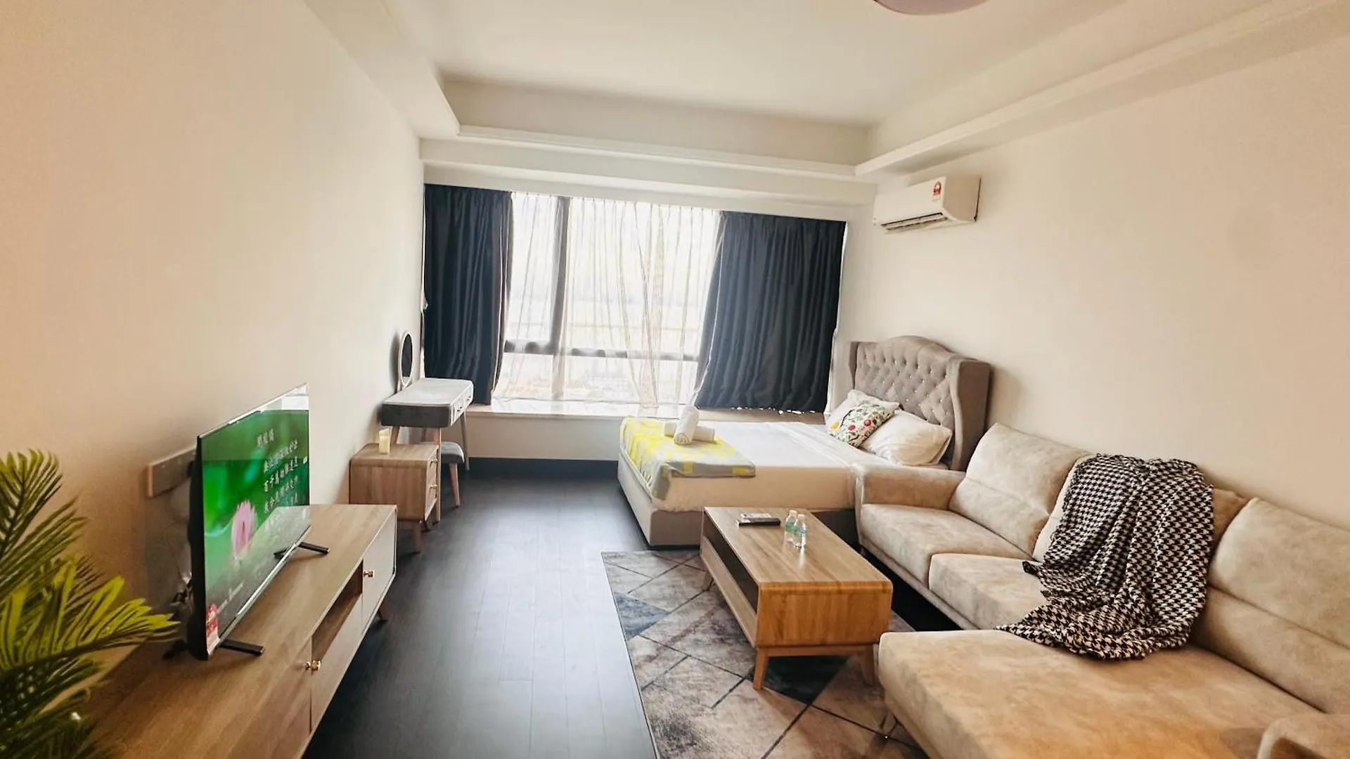 Haiyang15Deluxe Sea View Four Room Suite Johor Bahru Apartment